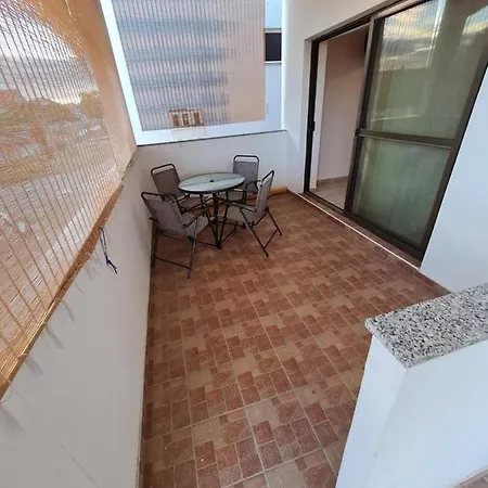 Center In 3 Apartmán *